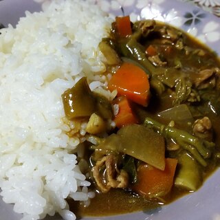 たらの芽カレー